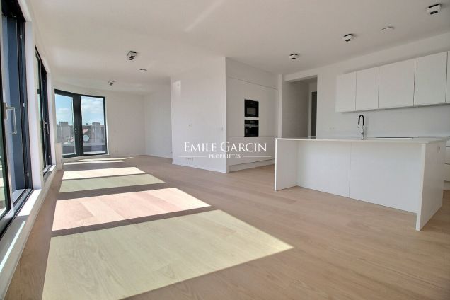 FOR SALE - PENTHOUSE APARTMENT - BRUS... - Emile Garcin Belgique