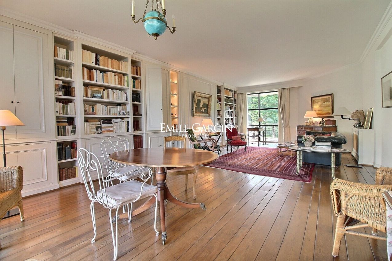 APARTMENT FOR SALE IN UCCLE, BRUSSELS - Emile Garcin Belgique - Image 1