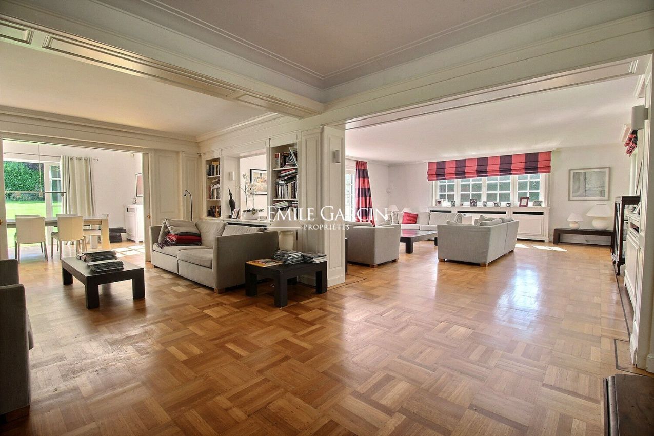 HOUSE FOR SALE IN RHODE SAINT GENESE, BRUSSELS - Emile Garcin Belgique - Image 1
