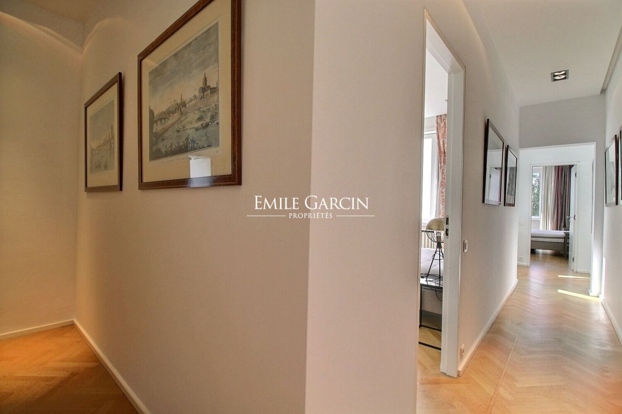 APPARTEMENT A LOUER  meublé, 3 chambres, proche de la Place Stéphanie - Emile Garcin Belgique - Image 9